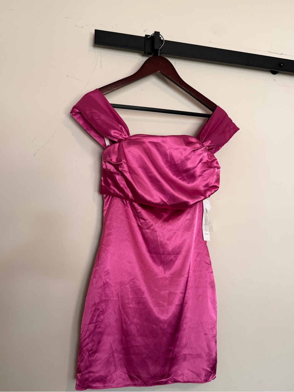 NWT Wear Your Love Fuchsia Satin Off-Shoulder Cocktail/MINI Dress